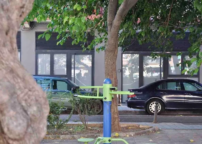 شقة Beautiful Modern Loft 1km From The Sea In