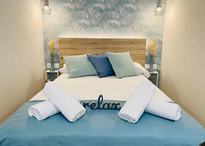 شقة Beautiful Modern Loft 1km From The Sea In *