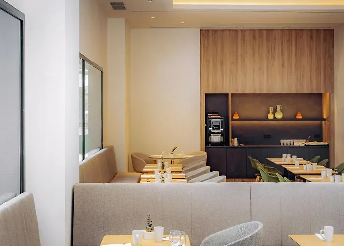 Innside By Melia Oceanic 4* فالنسيا