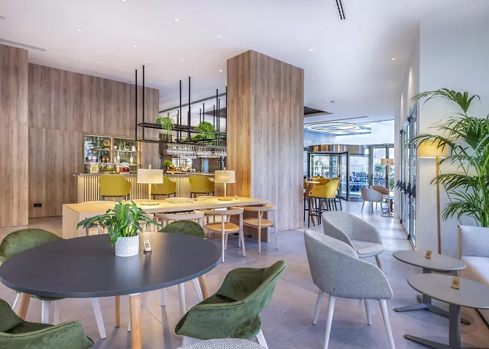 Hotel Innside By Melia Oceanic 4*