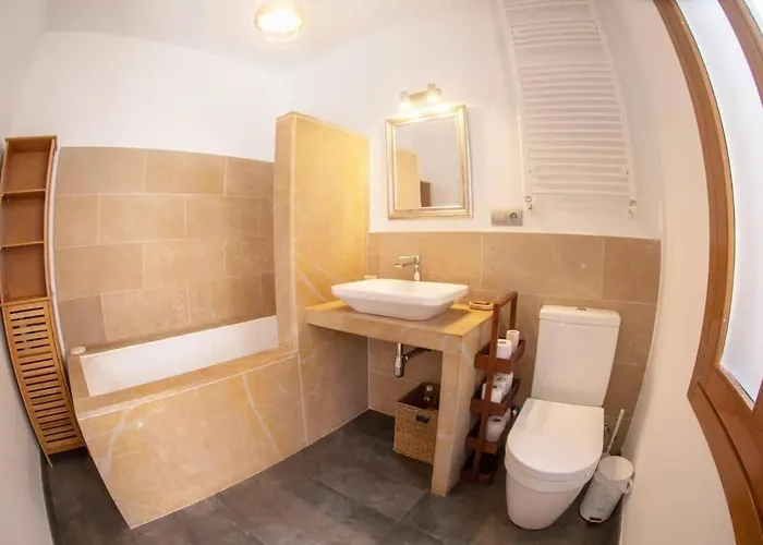 Mediterranean Boutique Fisherman's House Vila *