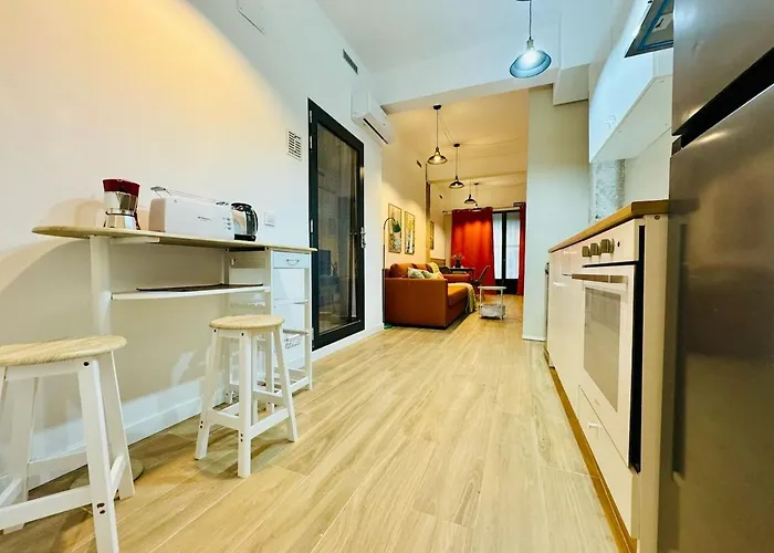 شقة Ori A Cool & Wide Next To Historic Center *