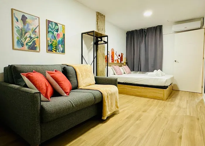 Ori A Cool & Wide Next To Historic Center شقة فالنسيا