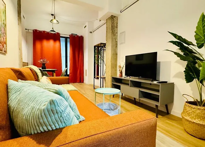 شقة Ori A Cool & Wide Next To Historic Center