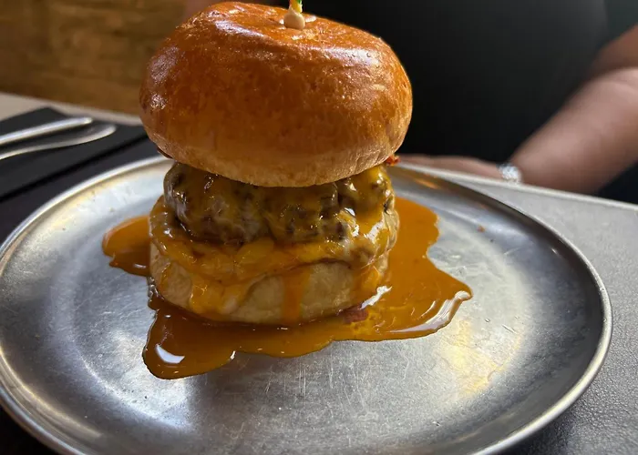 1 Port فالنسيا