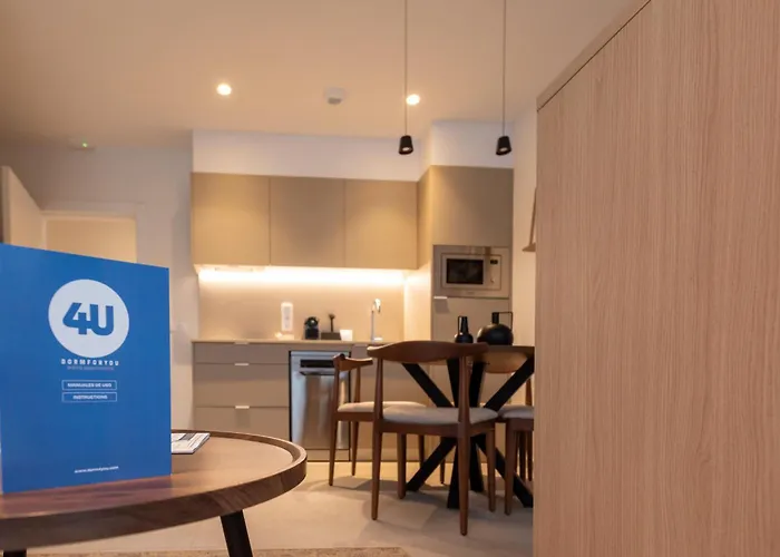 Ξενοδοχείο με διαμερίσματα Dorm4you Arena 3*