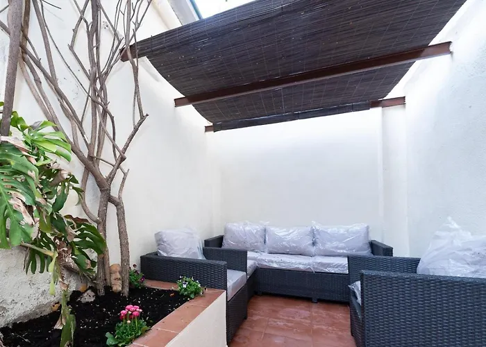 Invalencia - Clero Flat *