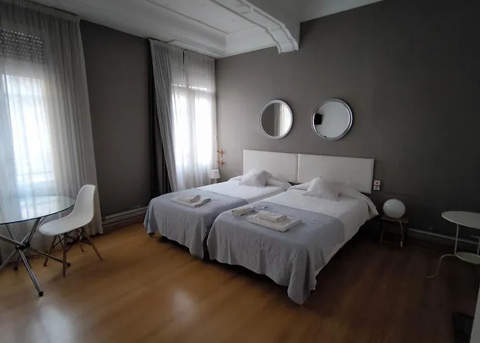 7 Moons Bed & Breakfast Valencia