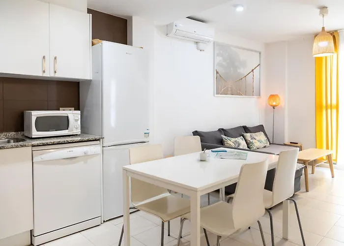 Hideout 26 * فالنسيا