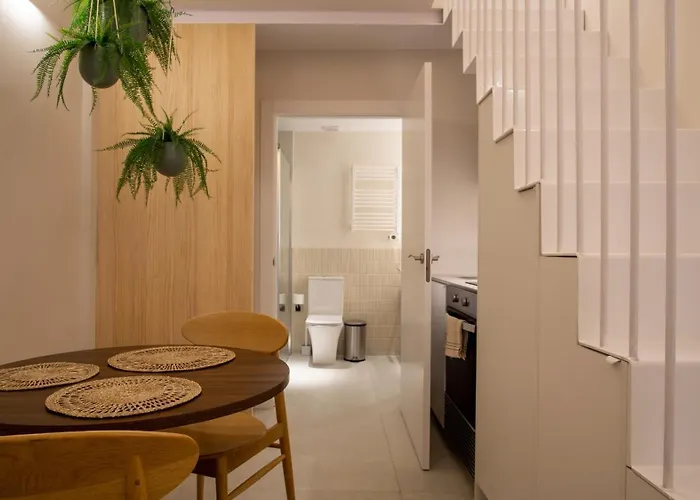 Osito Hub - Poeta Duran فالنسيا