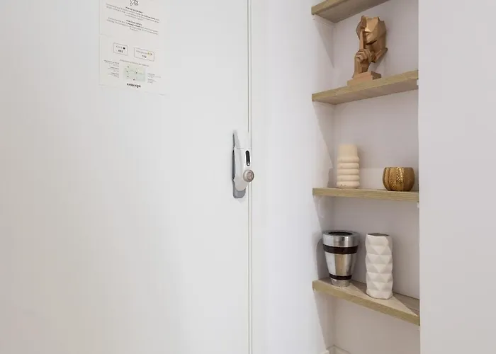 Ξενοδοχείο με διαμερίσματα Lola By Concept Flats