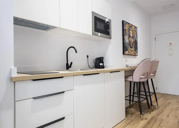 Lola By Concept Flats Ξενοδοχείο με διαμερίσματα 4*