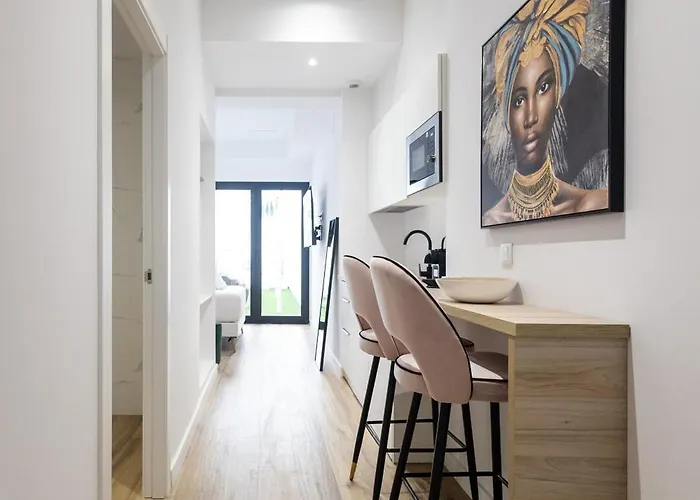 Ξενοδοχείο με διαμερίσματα Lola By Concept Flats 4*