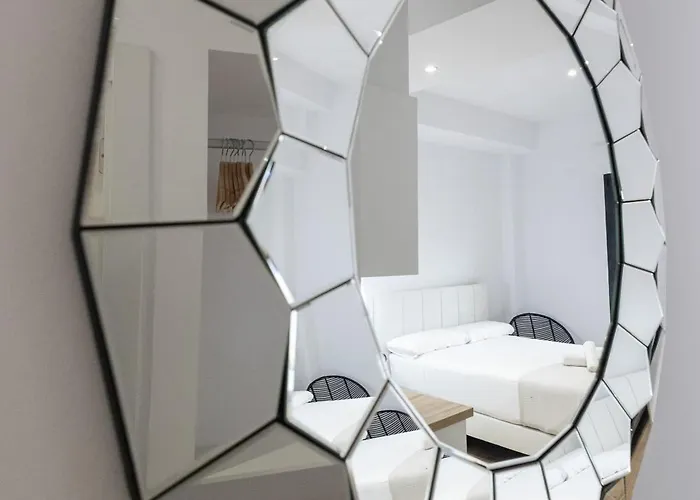 Lola By Concept Flats Ξενοδοχείο με διαμερίσματα Βαλένθια