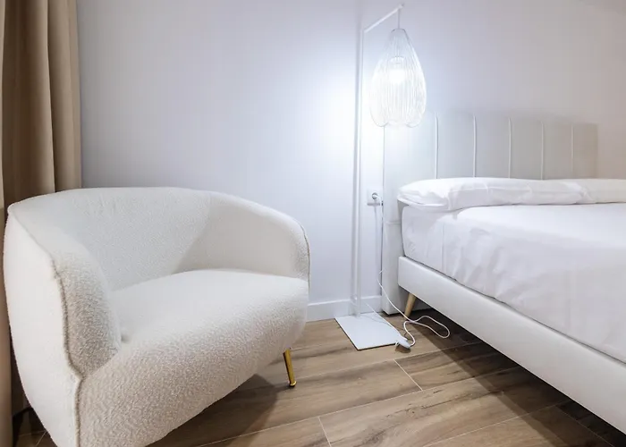 Lola By Concept Flats Ξενοδοχείο με διαμερίσματα Βαλένθια