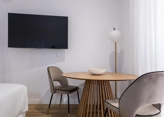 Lola By Concept Flats Βαλένθια