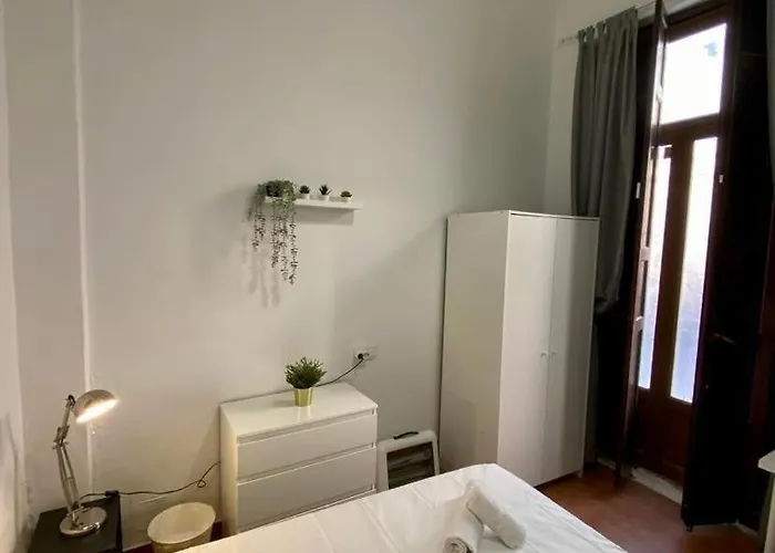 Familiar Cerca De La Playa