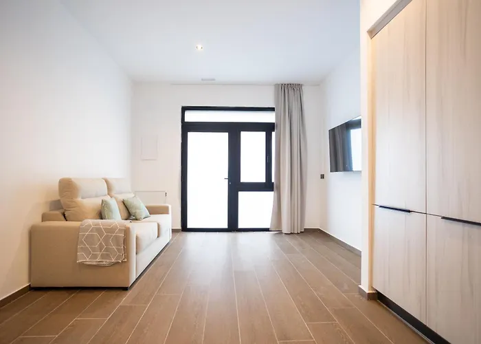 Flats-moderno, Junto Al Roig Arena Apartment *