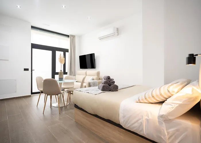 Flats - Exclusiva, Junto Al Roig Arena