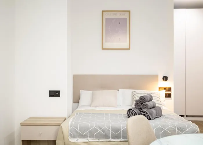 Flats - Exclusiva, Junto Al Roig Arena شقة