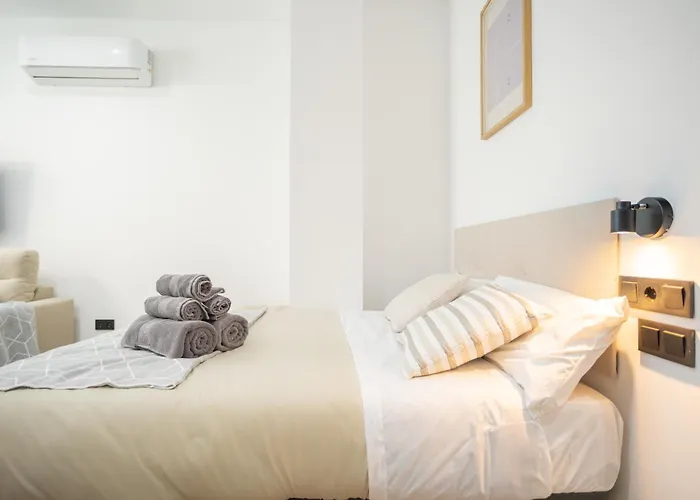 Flats - Exclusiva, Junto Al Roig Arena * فالنسيا