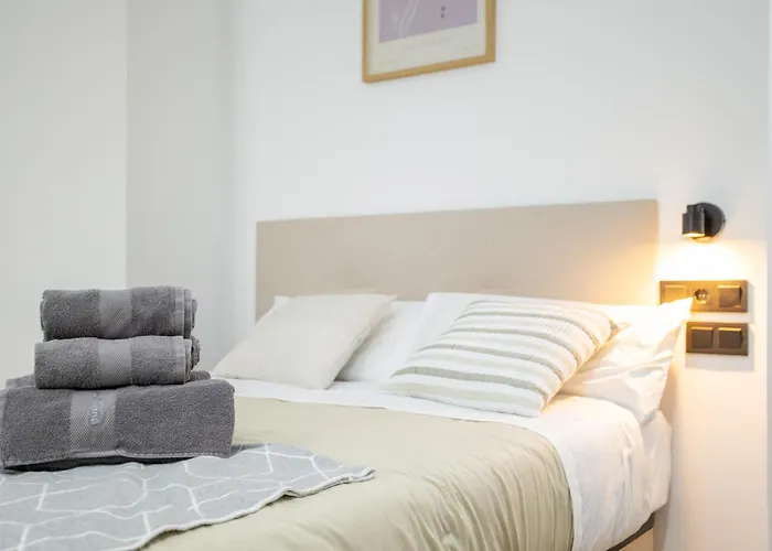 Flats - Exclusiva, Junto Al Roig Arena * فالنسيا