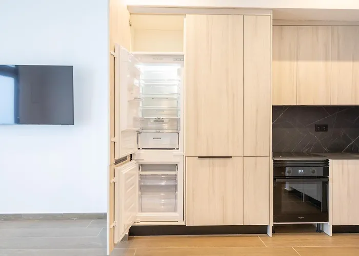 Flats-moderno, Junto Al Roig Arena Apartment