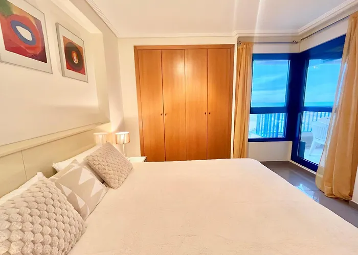 Patacona Blue, Frente A La Playa