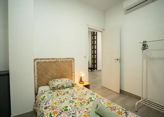 Luminoso Familiar Y Patio Privado