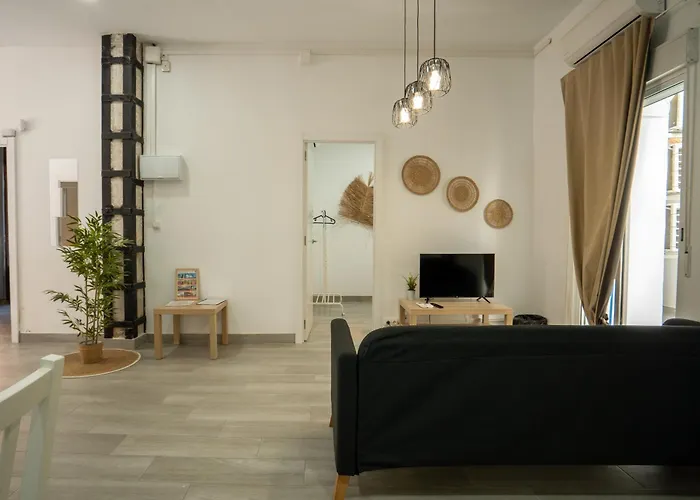 Luminoso Familiar Y Patio Privado *