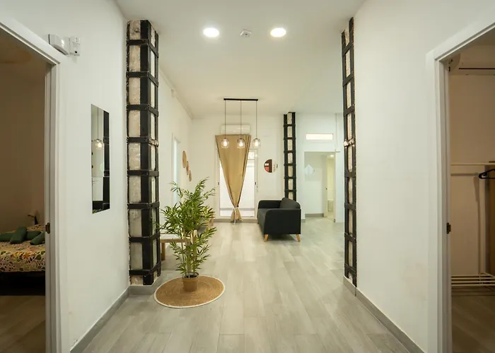 Διαμέρισμα Luminoso Familiar Y Patio Privado Βαλένθια