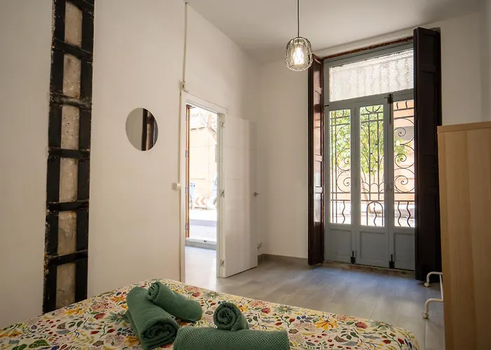 Luminoso Familiar Y Patio Privado Διαμέρισμα Βαλένθια