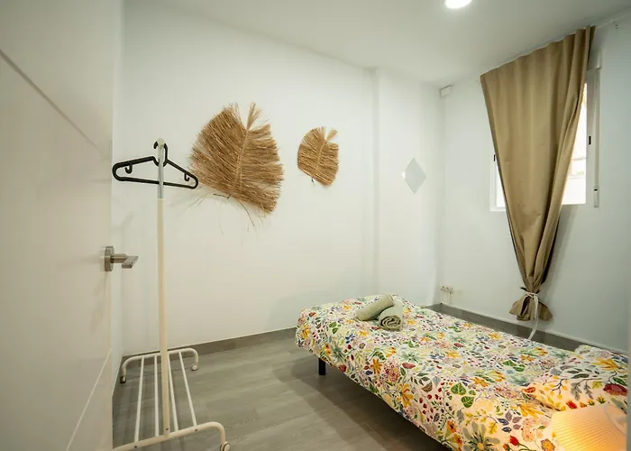 Διαμέρισμα Luminoso Familiar Y Patio Privado *