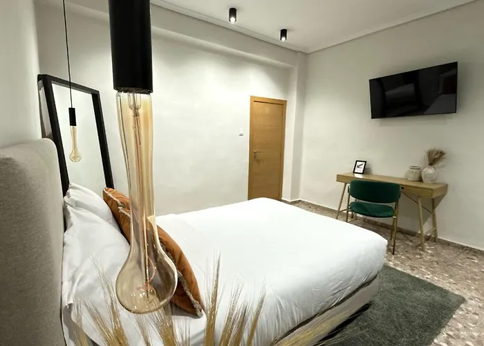 Valencia, Netflix, 4 Mins Walk To The * 발렌시아