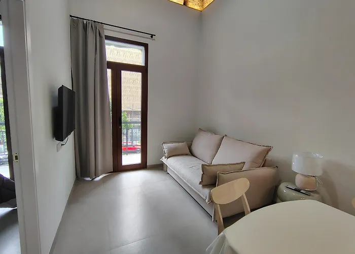 Mandarina - Unique In