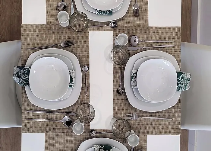 New Flat With Ac And Wifi شقة فالنسيا