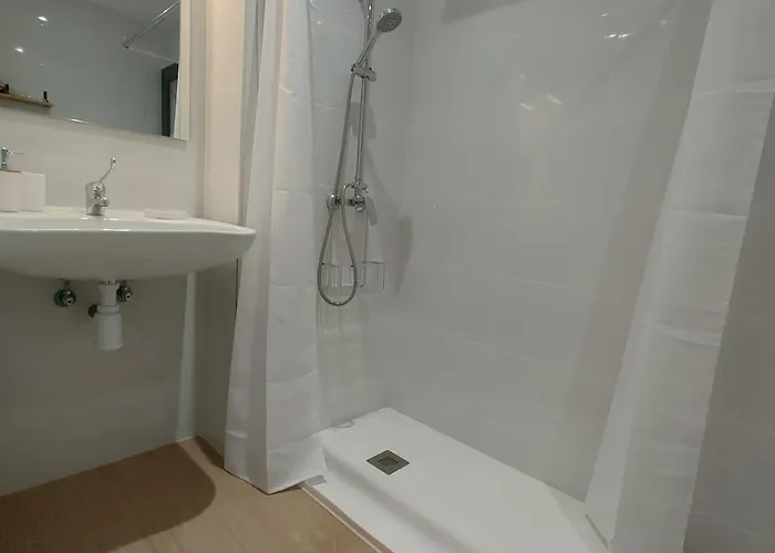 شقة New Flat With Ac And Wifi *