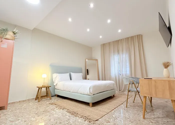 홈스테이 Valencia, Netflix, 4 Mins Walk To The