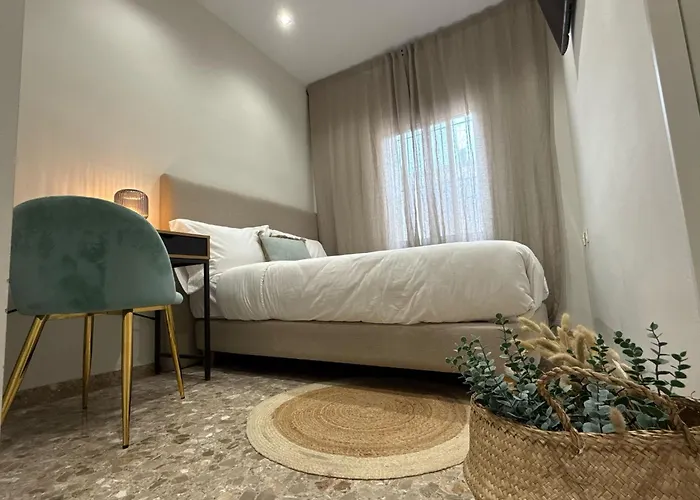 Valencia, Netflix, 4 Mins Walk To The * 발렌시아