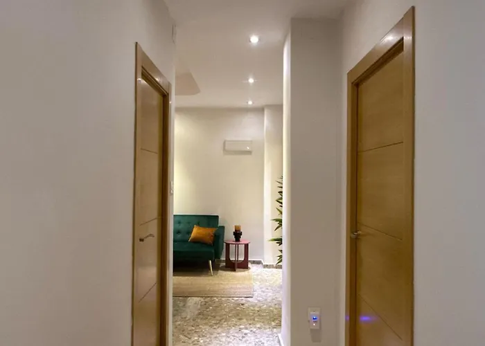 Δωμάτια σε οικογενειακή κατοικία Valencia, Netflix, 4 Mins Walk To The