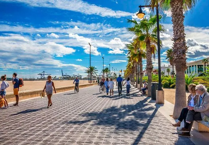 홈스테이 Valencia, Netflix, 4 Mins Walk To The *