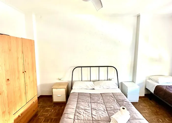 منزل للإقامة Center