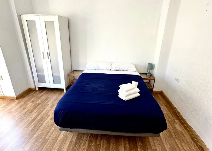 منزل للإقامة Center