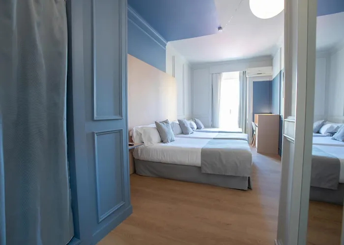 Olympia Consul Del Mar Отель Валенсия