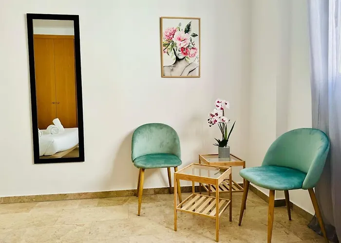 Abat 3 Cool & Wide Duplex Next To The Cathedral Lägenhet *