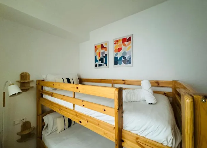 Abat 1 Cool & Wide Flat Next To The Cathedral Apartment