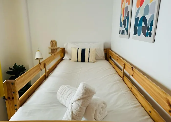 Apartment Abat 1 Cool & Wide Flat Next To The Cathedral