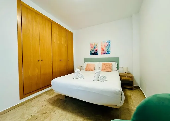 Abat 1 Cool & Wide Flat Next To The Cathedral Valencia