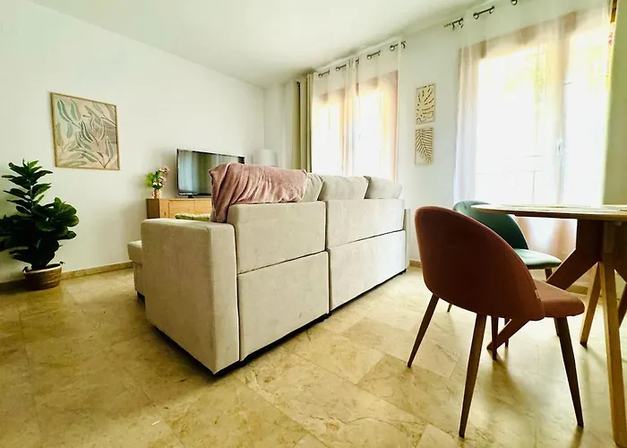 Apartment Abat 1 Cool & Wide Flat Next To The Cathedral *