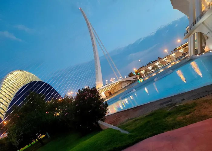 Δωμάτια σε οικογενειακή κατοικία Cerca A Ciudad De Artes Y Ciencias